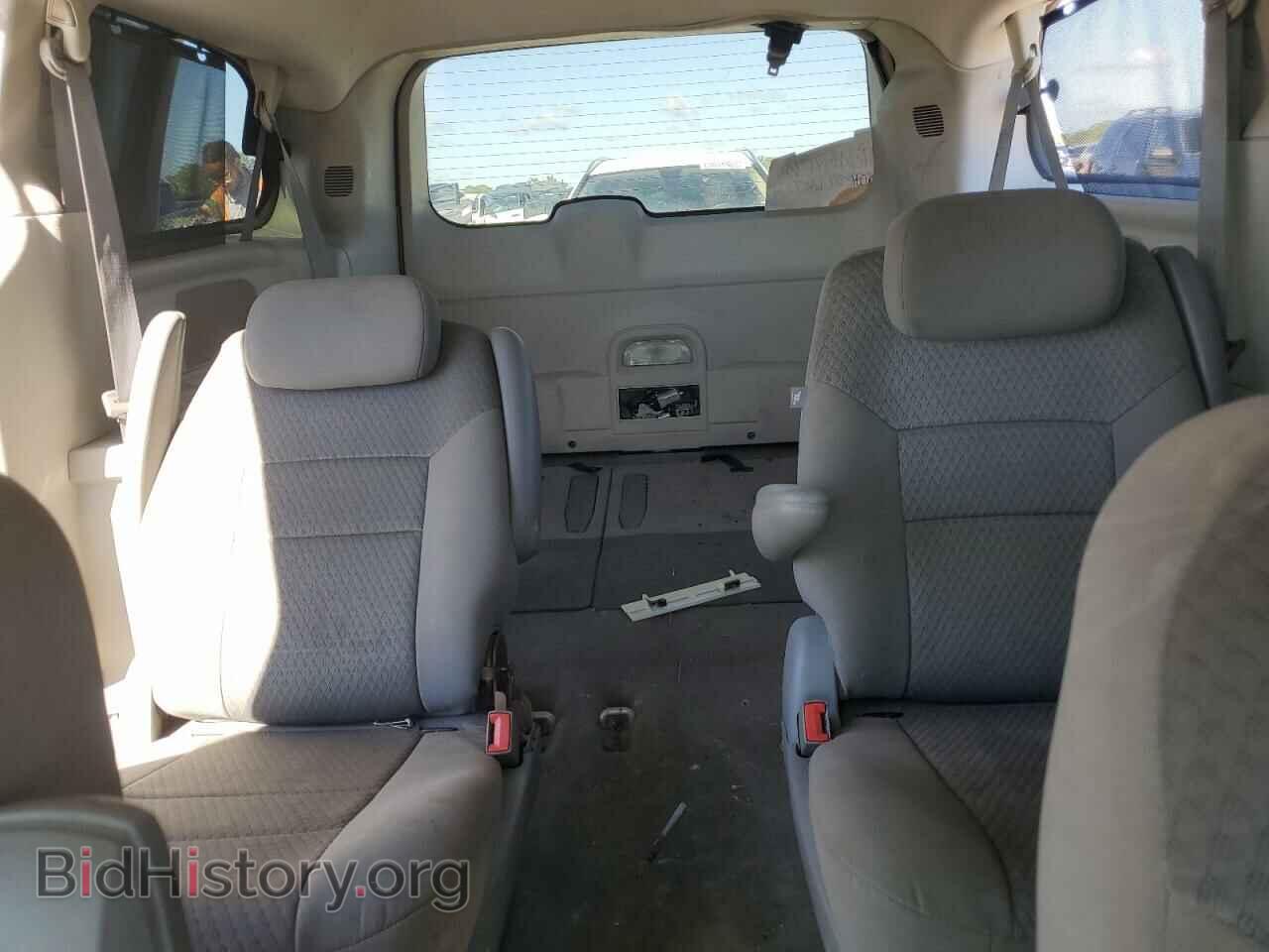 2008 CHRYSLER MINIVAN - VIN: 2A8HR54P78R137329 - Фото 10