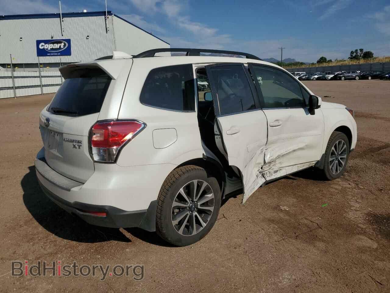 2017 SUBARU FORESTER - VIN: JF2SJGEC3HH587326 - Фото 3