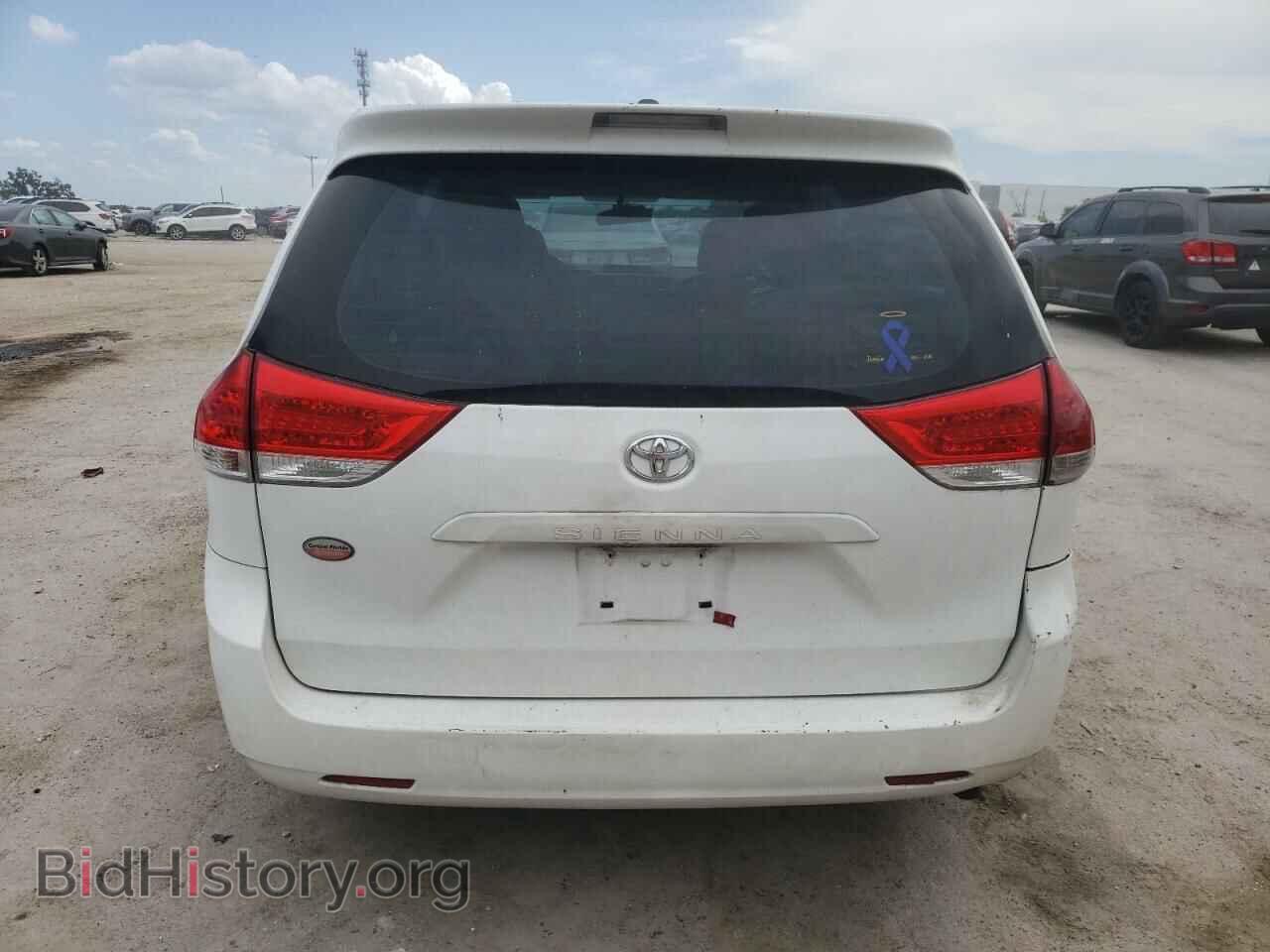 2011 TOYOTA All Models - VIN: 5TDZK3DC8BS174762 - Фото 6