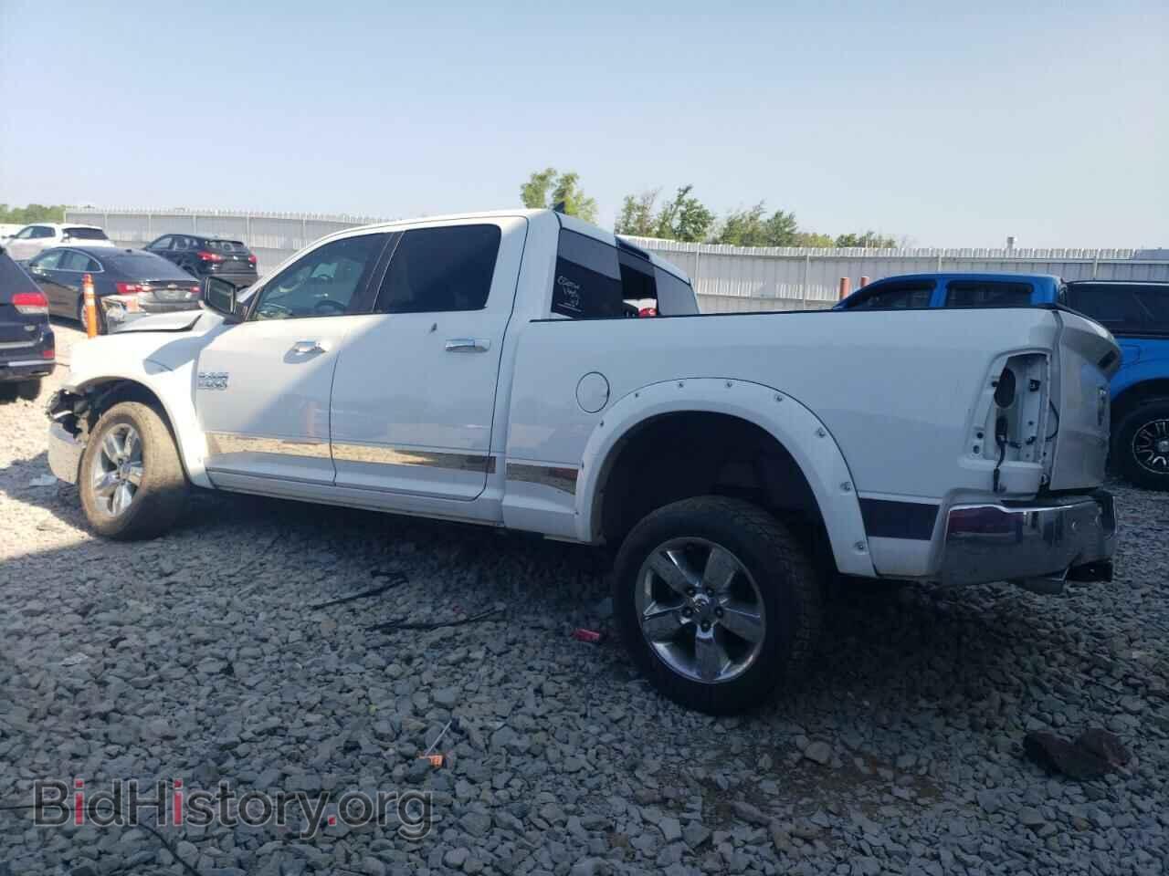 2017 RAM 1500 - VIN: 1C6RR7TT0HS548082 - Фото 2