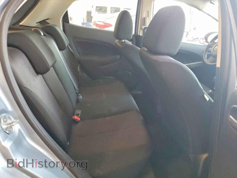 2013 Mazda 2 (VIN JM1DE1KY8D0170723) — фото 10 из 12
