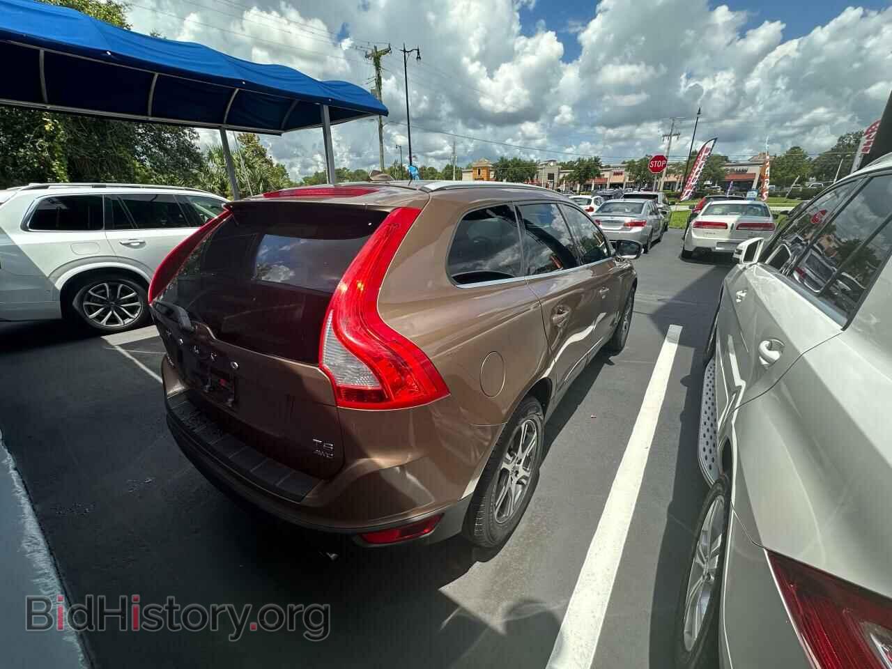 2011 VOLVO XC60 - VIN: YV4902DZ3B2184799 - Фото 4