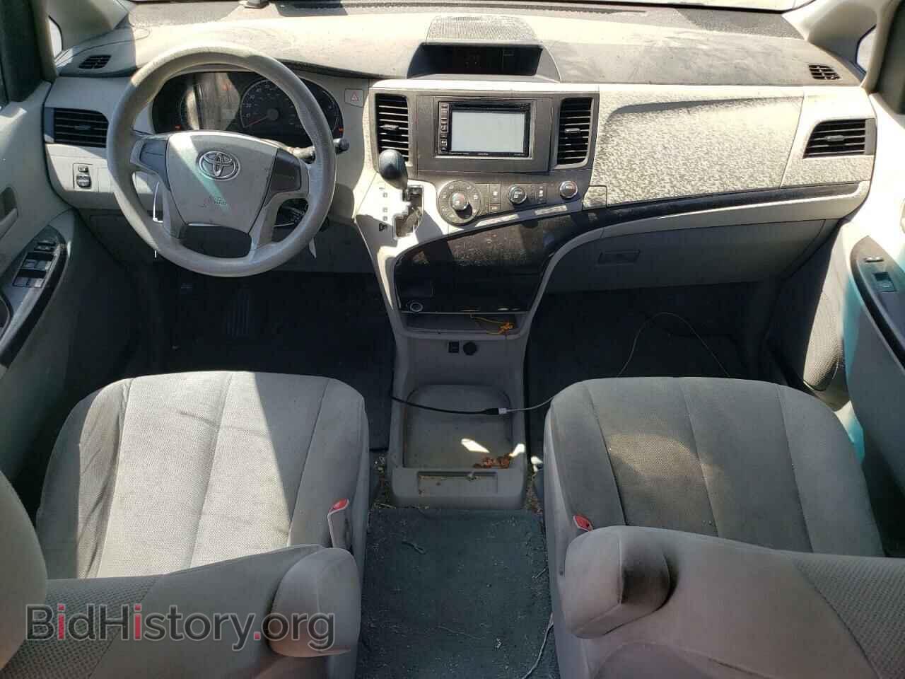 2011 TOYOTA All Models - VIN: 5TDZK3DC4BS011008 - Фото 8