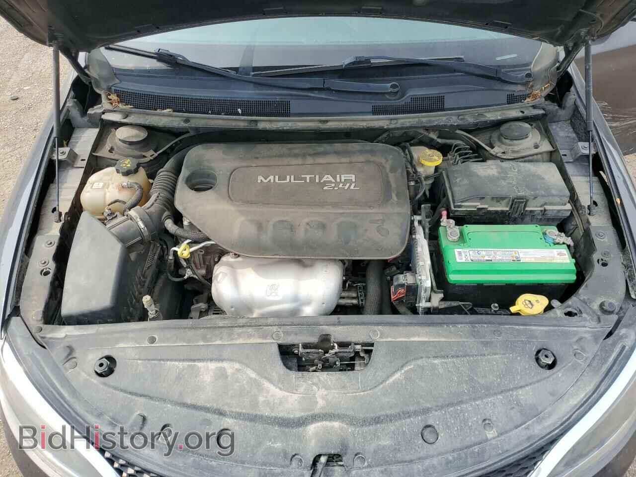 2016 CHRYSLER 200 - VIN: 1C3CCCAB9GN150244 - Фото 11