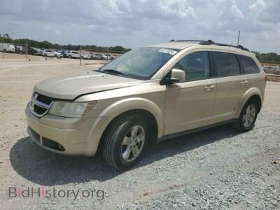 2010 Dodge JOURNEY SXT, gold — VIN 3D4PG5FV7AT165657, Copart