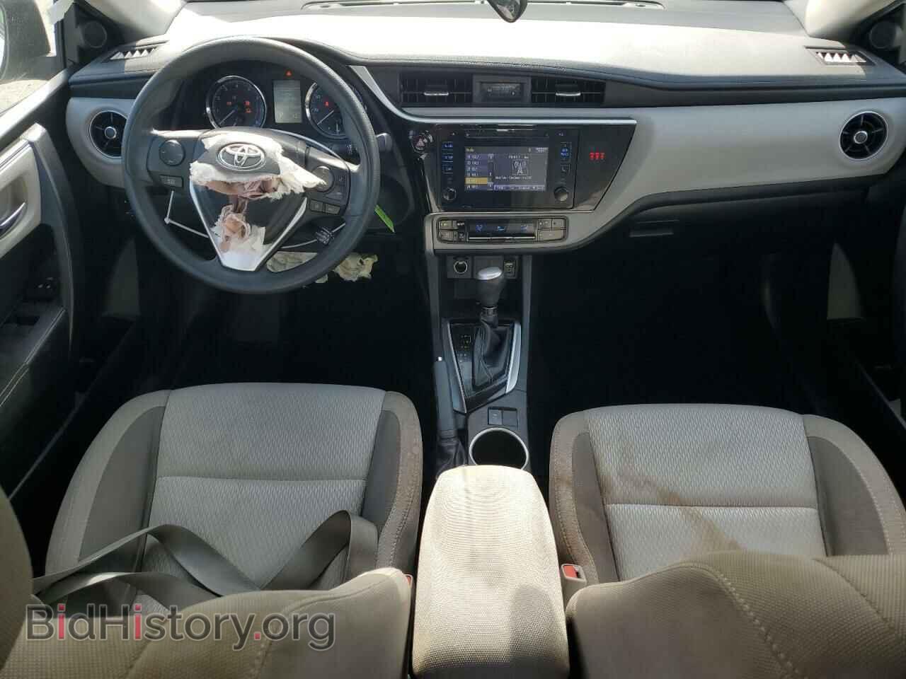 2018 TOYOTA COROLLA - VIN: 5YFBURHE0JP752600 - Фото 8