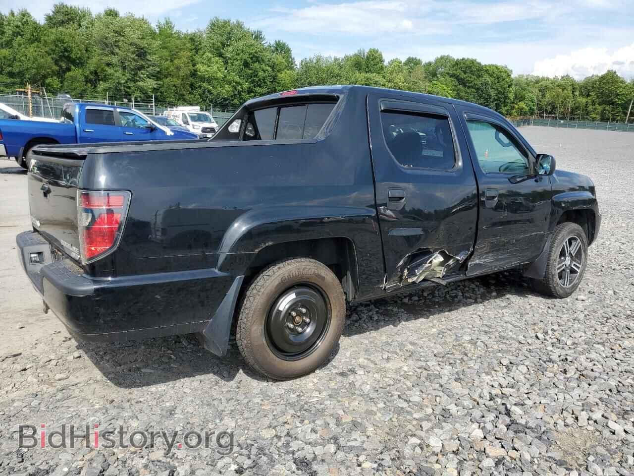 2013 HONDA RIDGELINE - VIN: 5FPYK1F77DB007470 - Фото 3