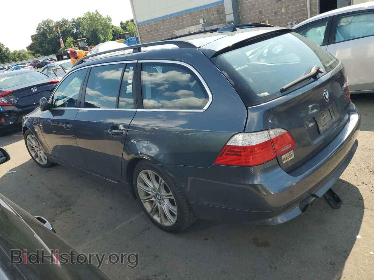 2010 BMW 5 SERIES - VIN: WBAPT7C53AC237617 - Фото 2
