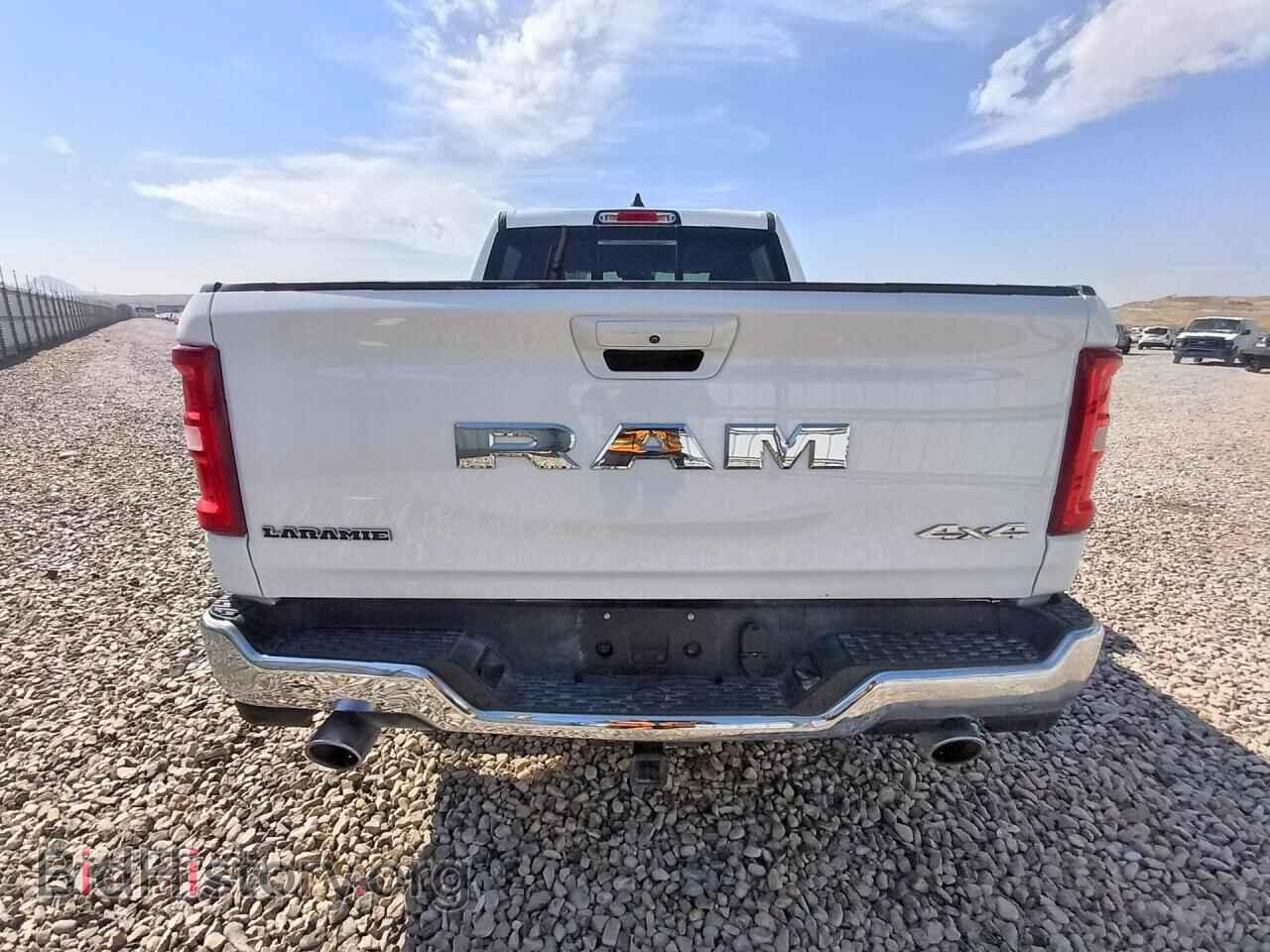2025 RAM 1500 - VIN: 1C6SRFJP1SN603131 - Фото 6