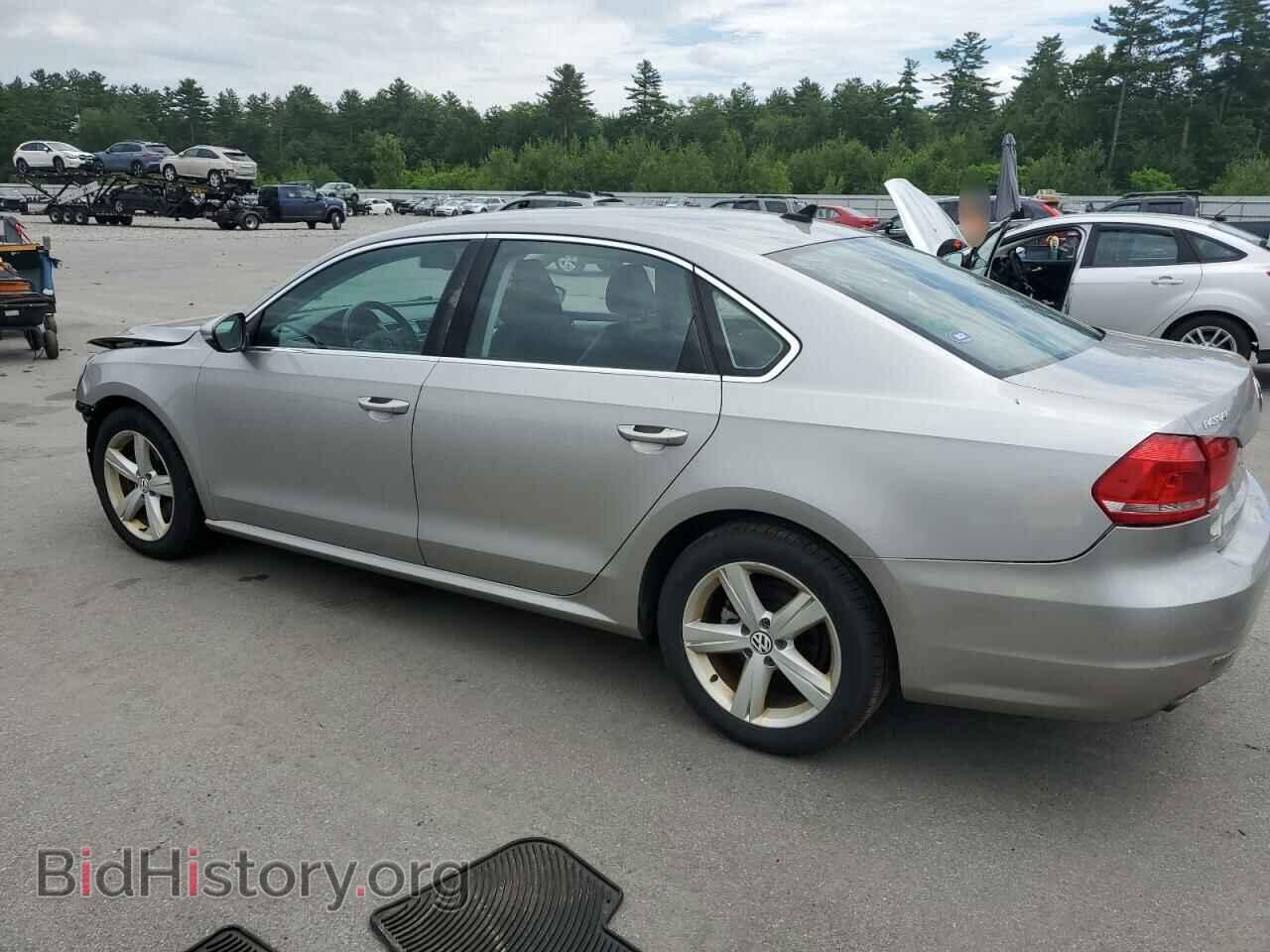 2012 VOLKSWAGEN PASSAT - VIN: 1VWBP7A35CC002641 - Фото 2