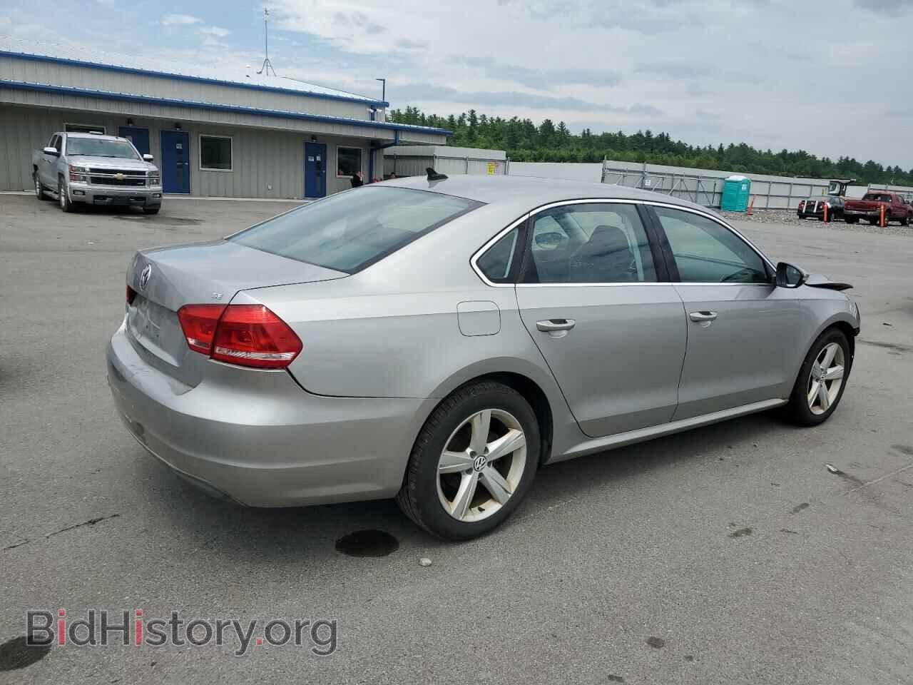 2012 VOLKSWAGEN PASSAT - VIN: 1VWBP7A35CC002641 - Фото 3