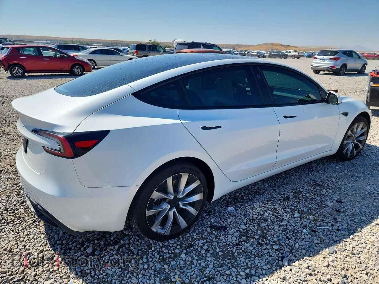 2025 TESLA MODEL 3 - VIN: 5YJ3E1EA2SF013231 - Photo 3