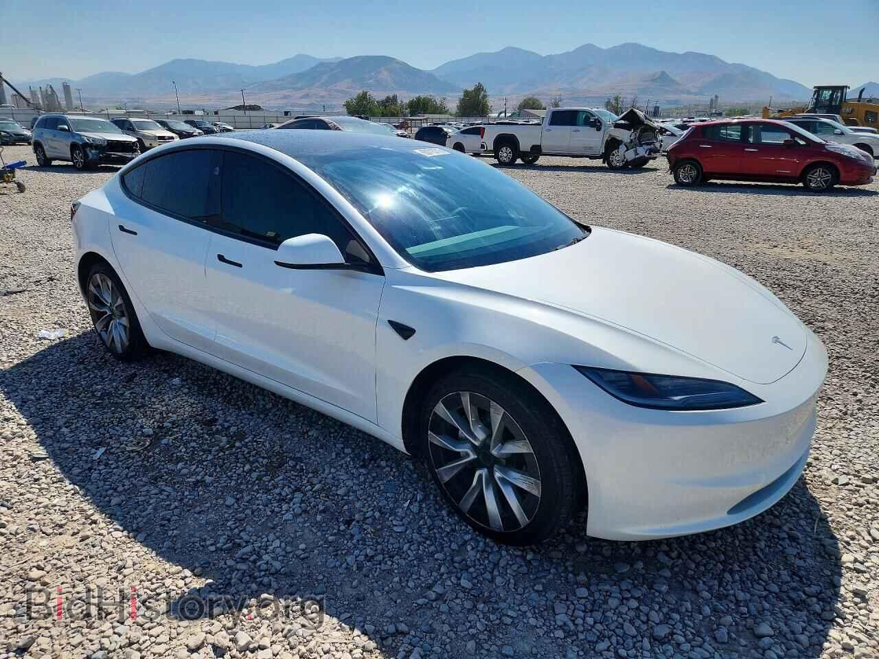 2025 TESLA MODEL 3 - VIN: 5YJ3E1EA2SF013231 - Photo 4