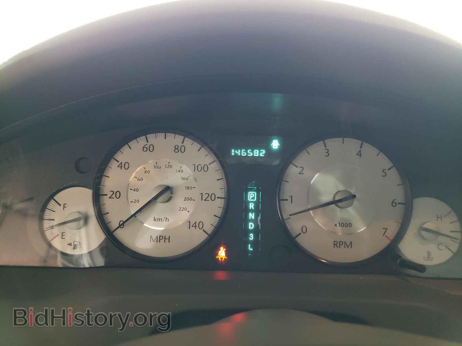 2010 CHRYSLER 300 - VIN: 2C3CA4CD4AH211302 - Фото 8