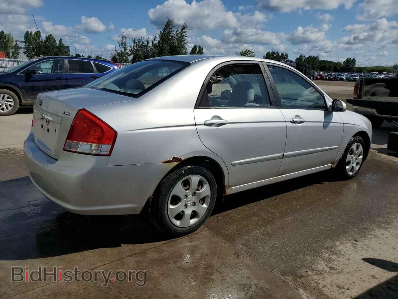 2007 KIA SPECTRA - VIN: KNAFE121X75407972 - Фото 3