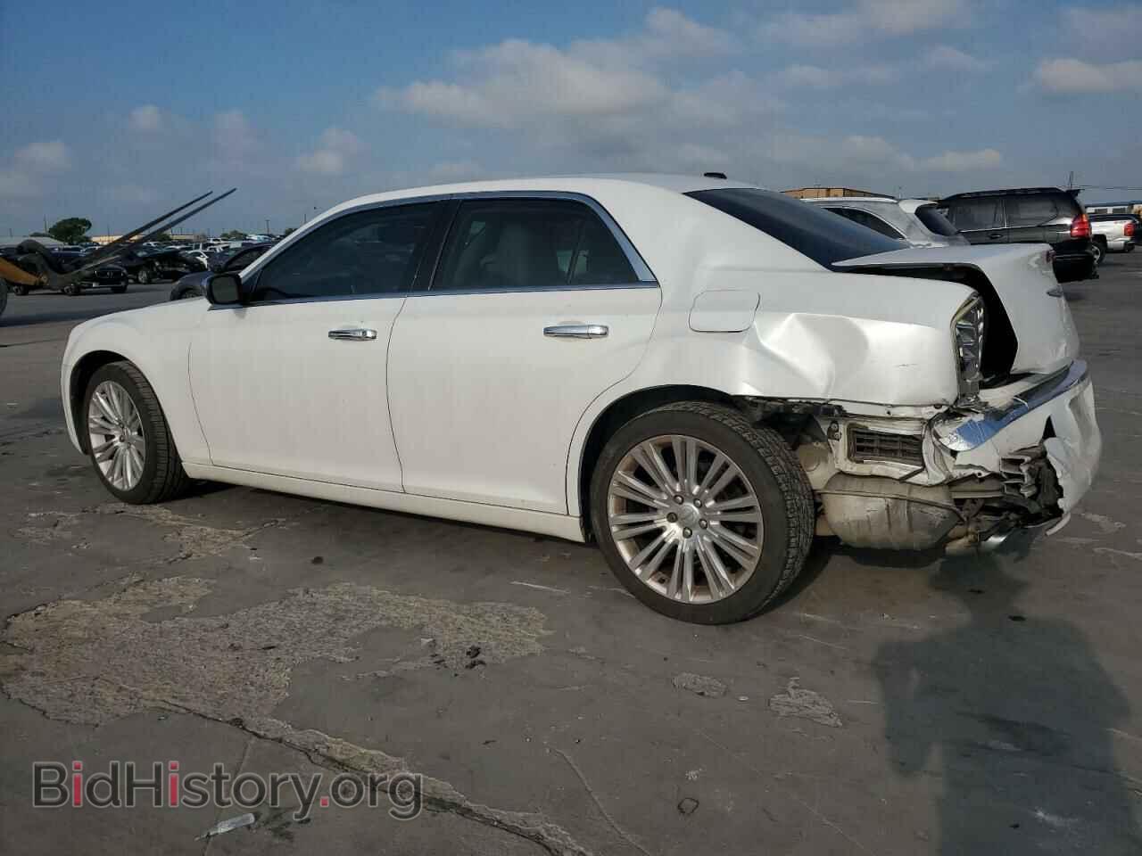 2012 CHRYSLER 300 - VIN: 2C3CCACG9CH216694 - Фото 2
