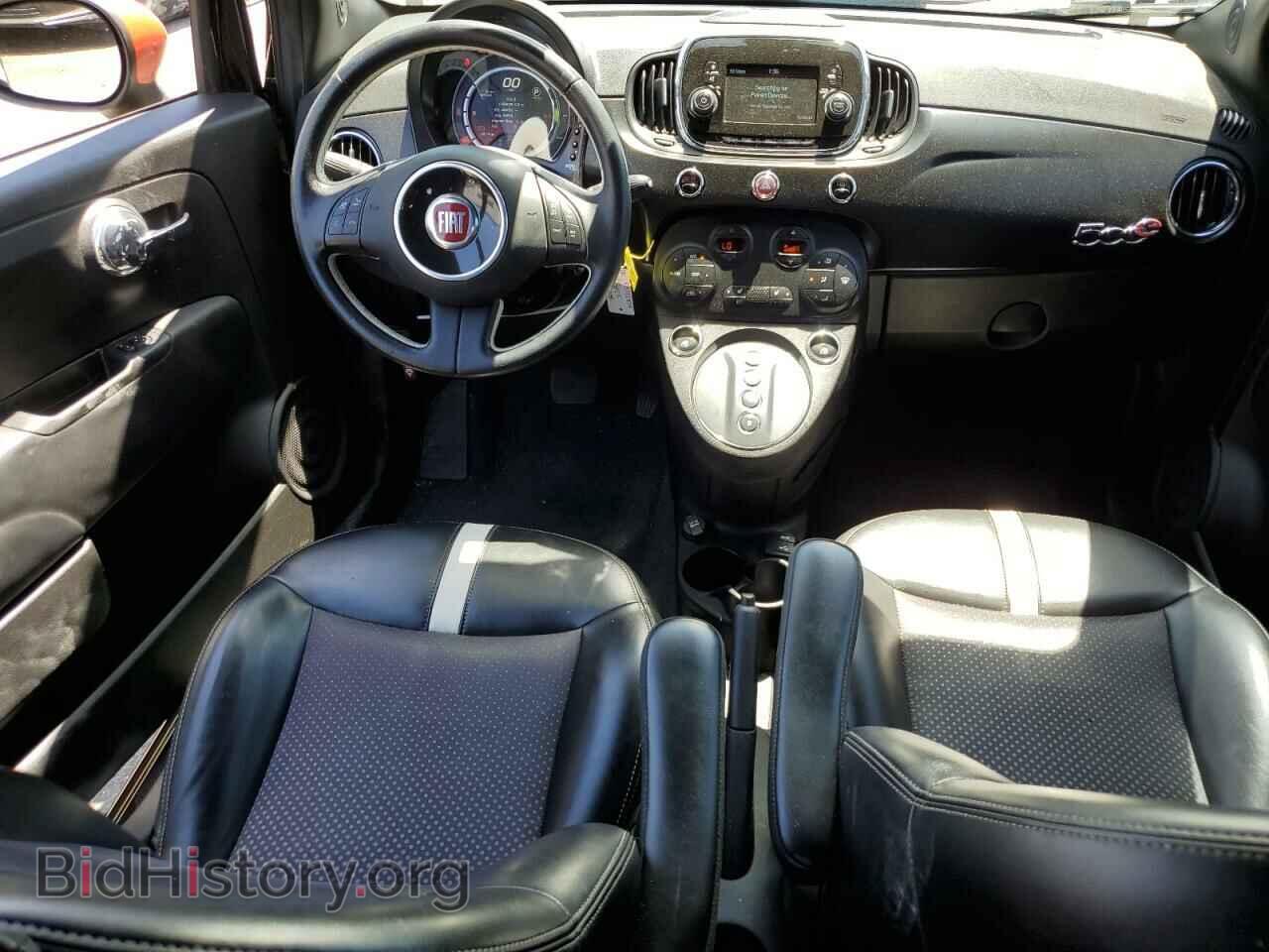 2017 FIAT 500 - VIN: 3C3CFFGEXHT557761 - Photo 8