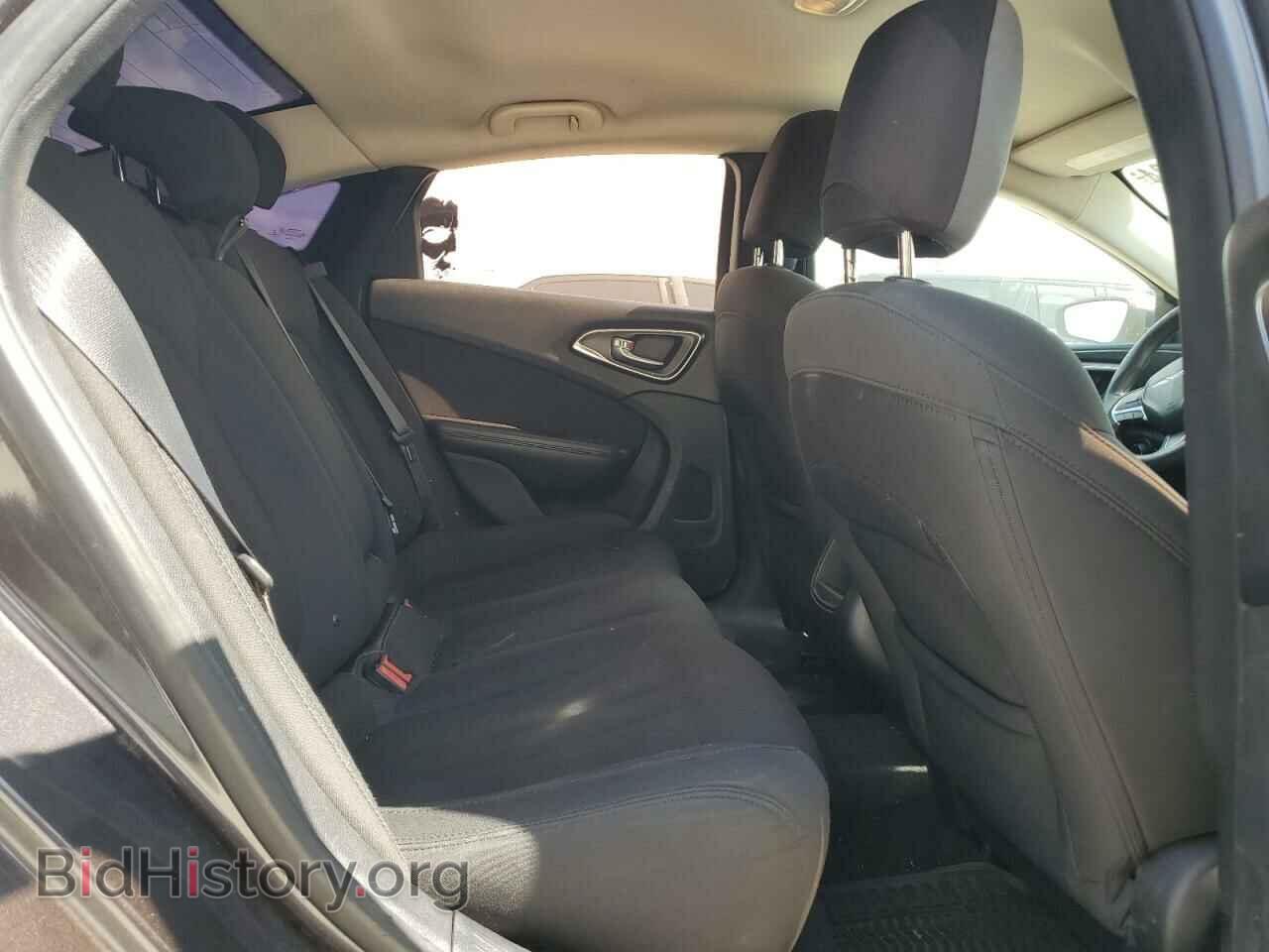 2015 CHRYSLER 200 - VIN: 1C3CCCAB3FN738073 - Photo 10