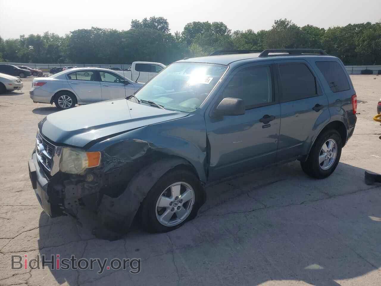 Photo 1FMCU0D71AKB28192 - FORD ESCAPE 2010