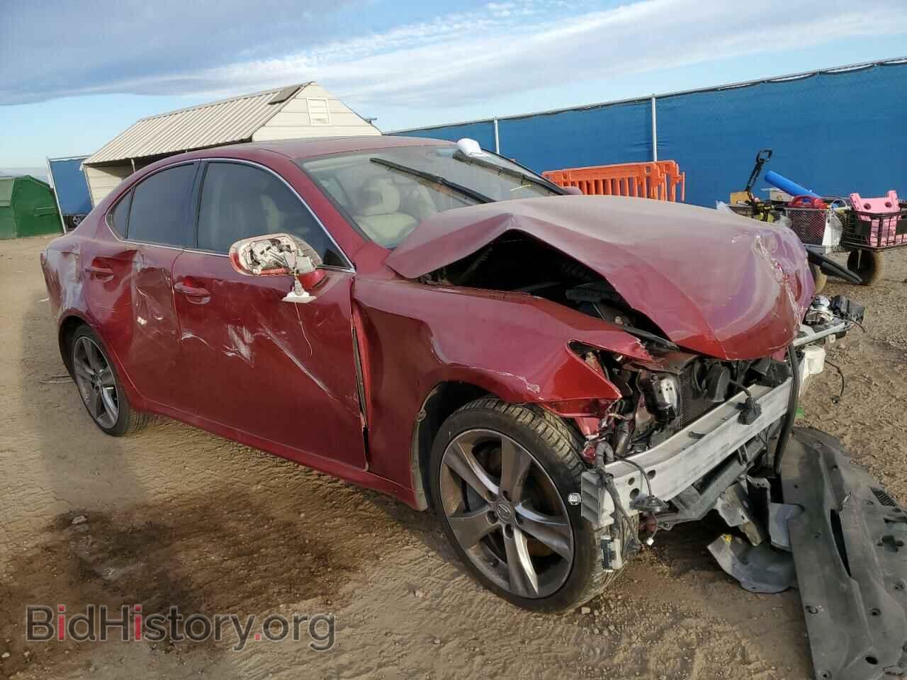 Photo JTHBE5C26B5027731 - LEXUS IS 2011