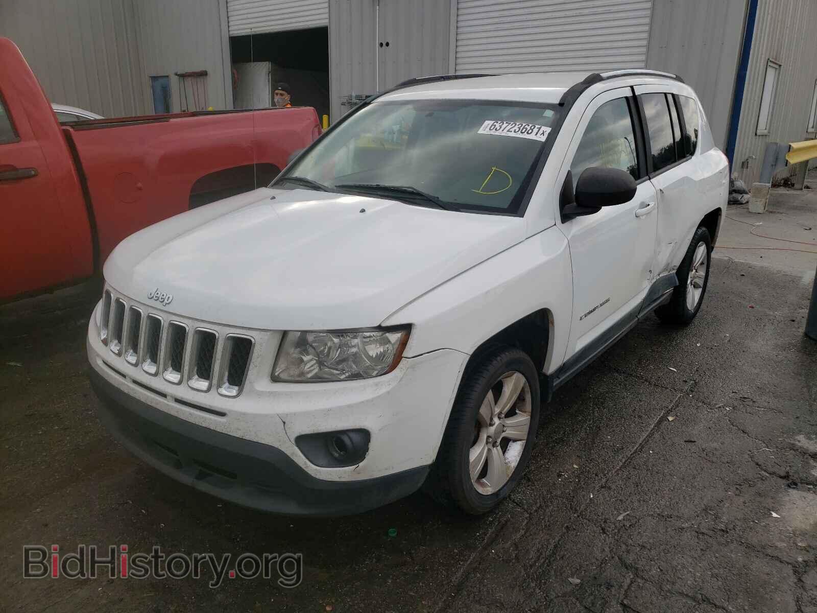 2011 JEEP COMPASS - VIN: 1J4NT1FA2BD170899 - Фото 2
