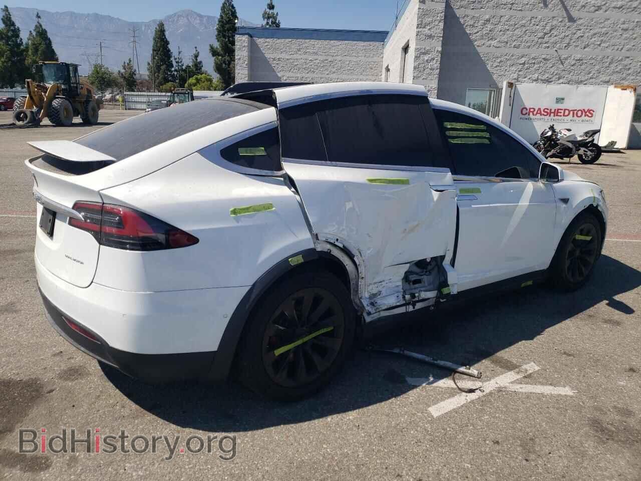 2016 TESLA MODEL X - VIN: 5YJXCBE23GF022114 - Photo 3