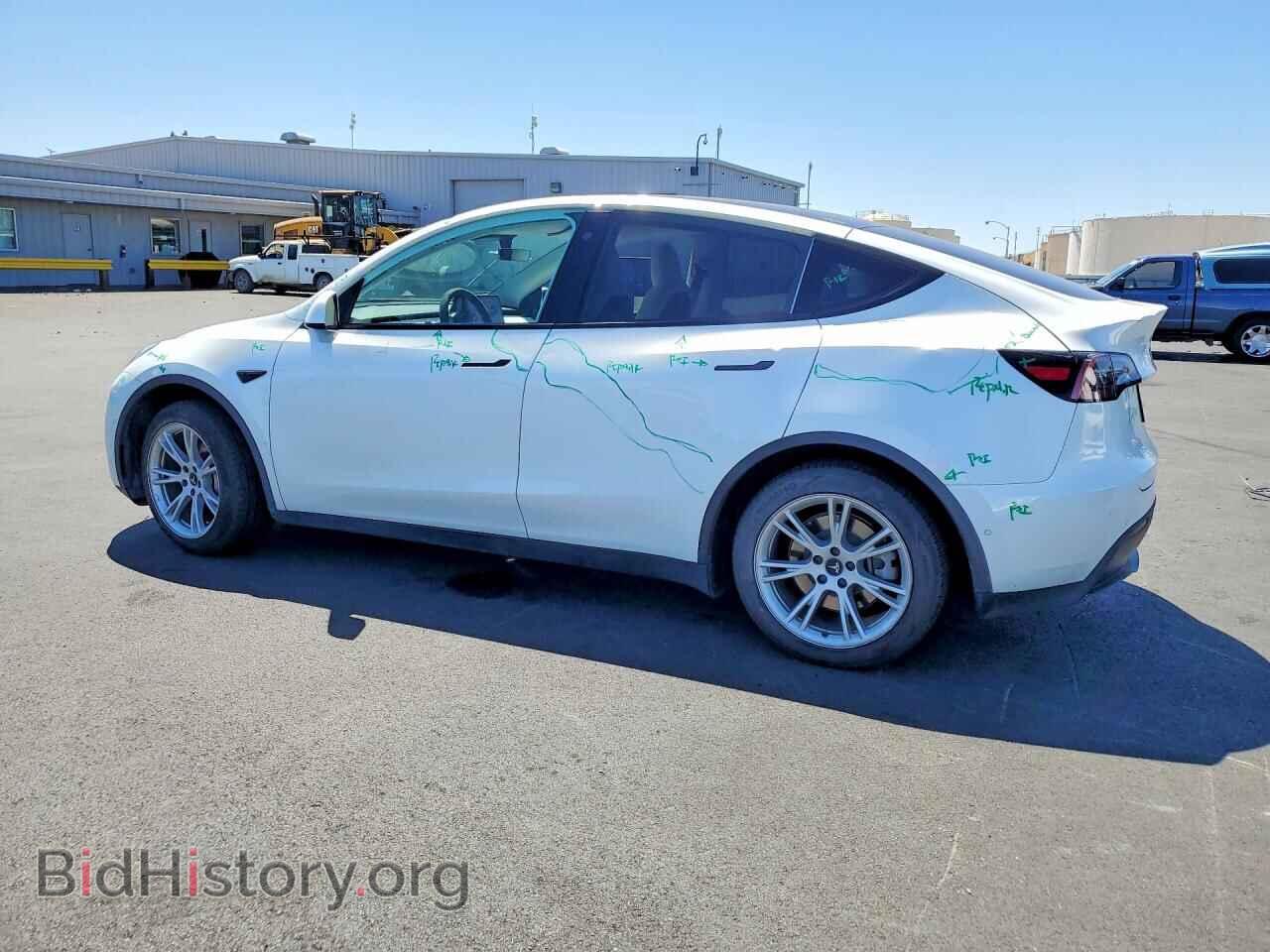 2021 TESLA MODEL Y - VIN: 5YJYGAEE3MF228297 - Photo 2