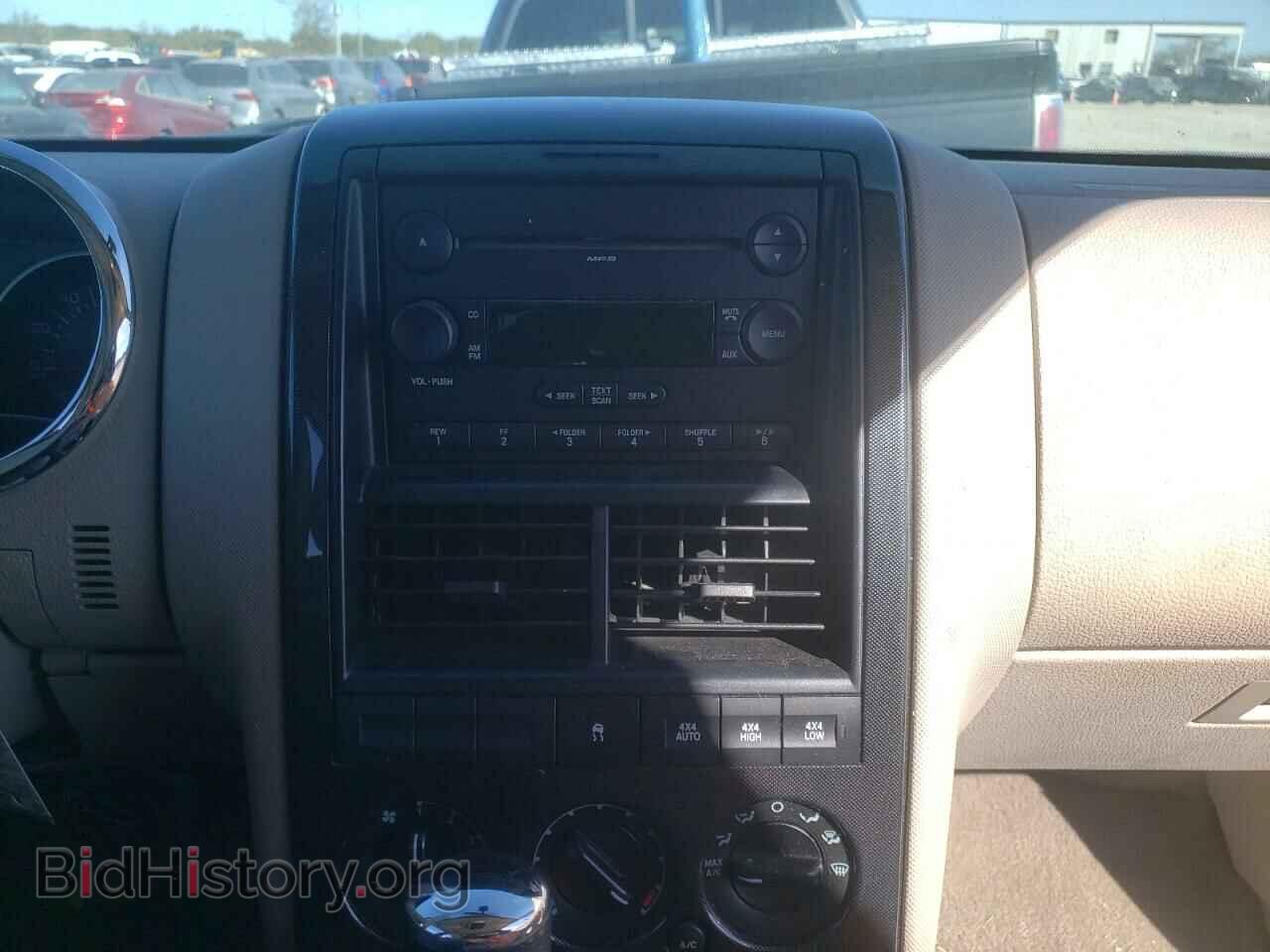 2006 FORD EXPLORER - VIN: 1FMEU73E16UB53073 - Фото 9