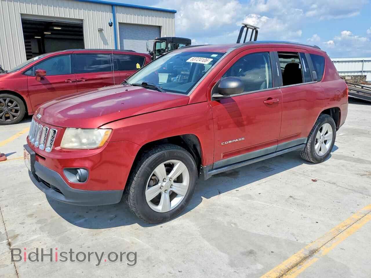 Photo 1J4NT1FAXBD216804 - JEEP COMPASS 2011