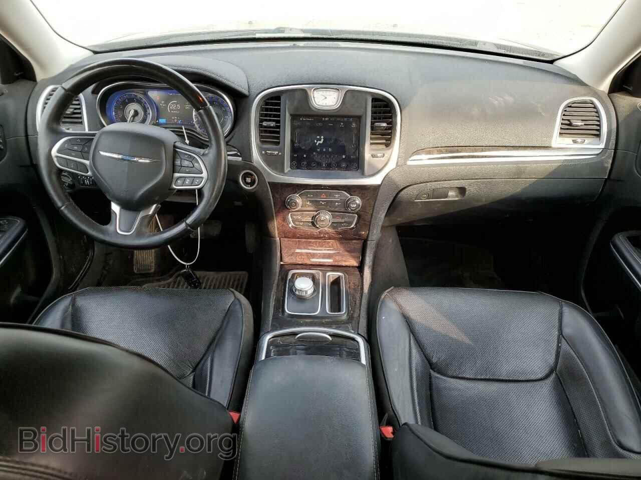 2017 CHRYSLER 300 - VIN: 2C3CCAKG2HH580318 - Фото 8