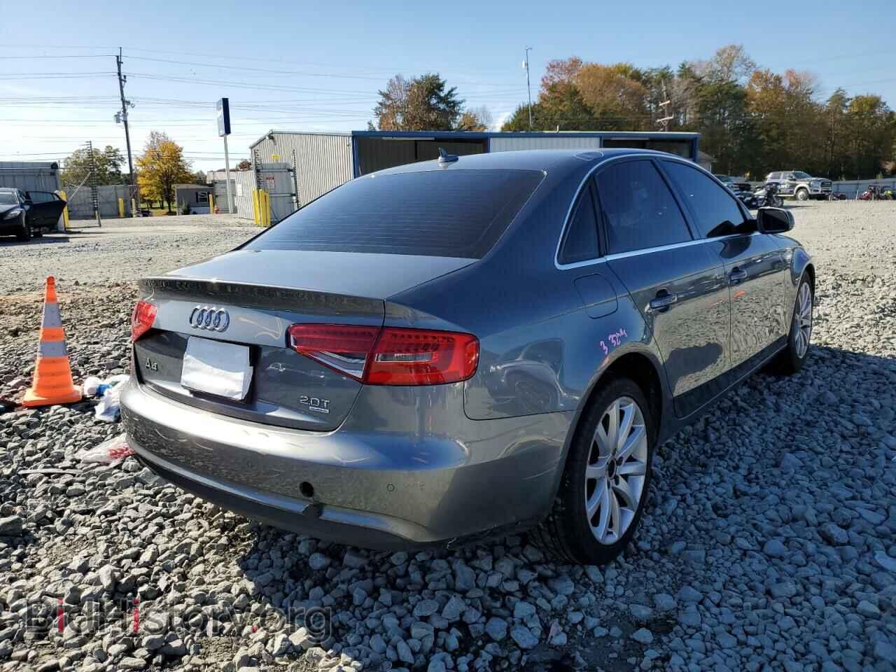 2013 AUDI A4 - VIN: WAUFFAFL4DN037221 - Фото 4