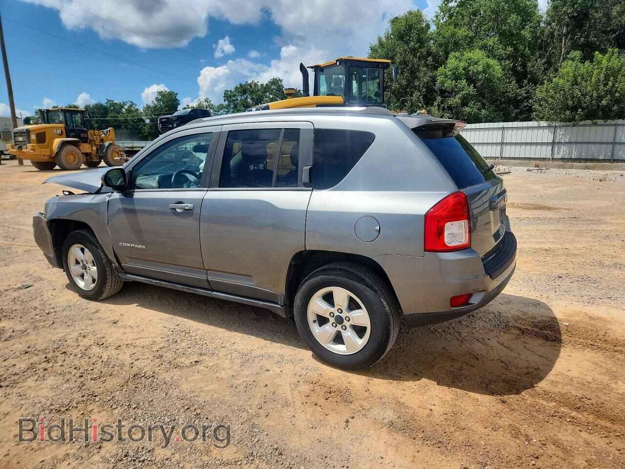 2013 JEEP COMPASS - VIN: 1C4NJCEA1DD223121 - Photo 2