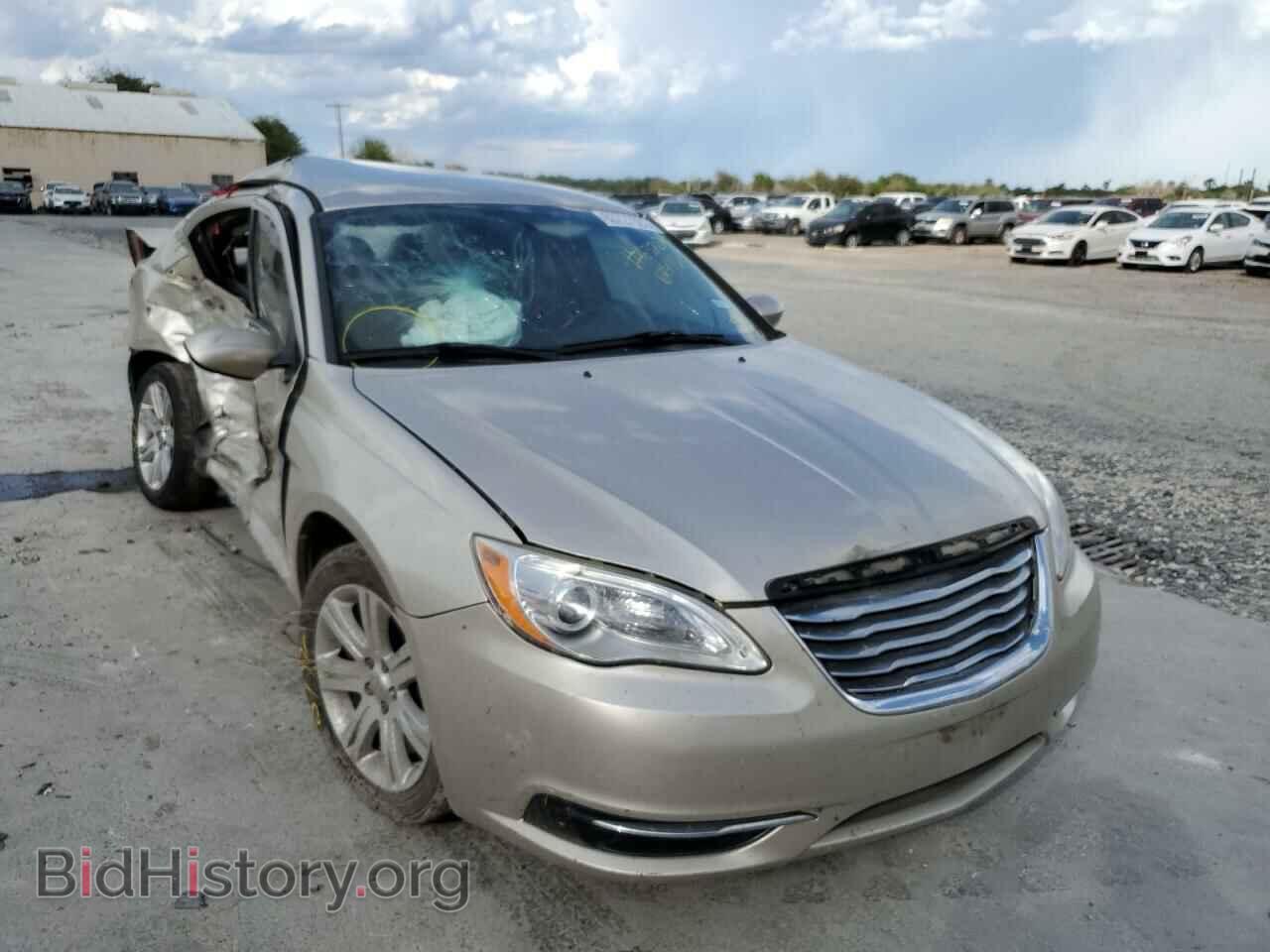 Фотография 1C3CCBBB8DN694156 - CHRYSLER 200 2013