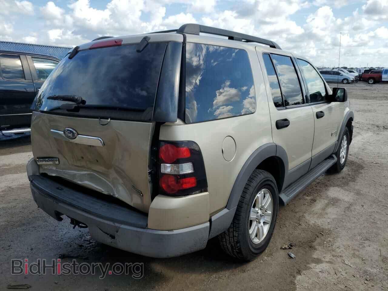 2006 FORD EXPLORER - VIN: 1FMEU63E16UB68666 - Фото 4