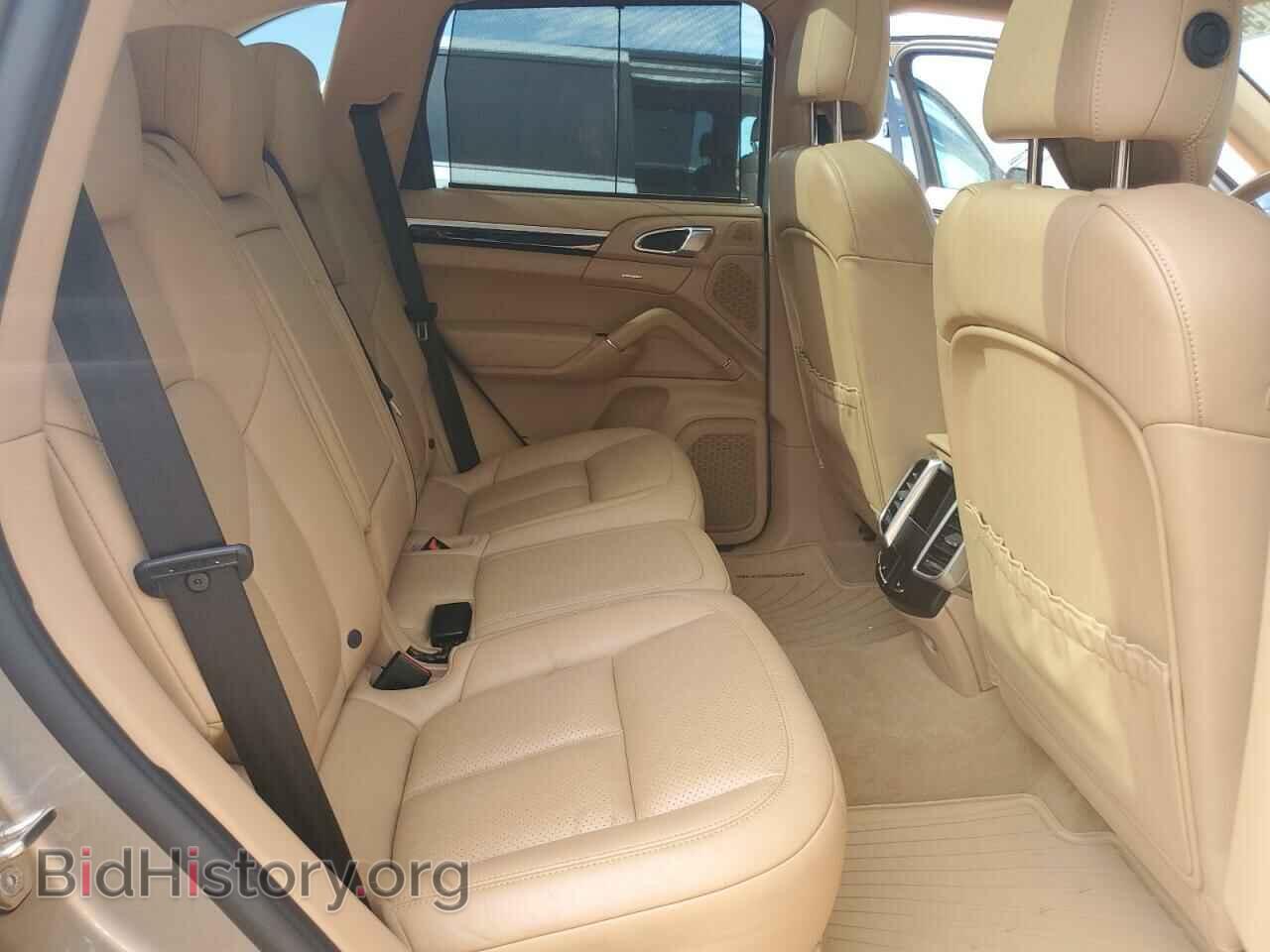 2016 PORSCHE CAYENNE - VIN: WP1AE2A22GLA59611 - Фото 11