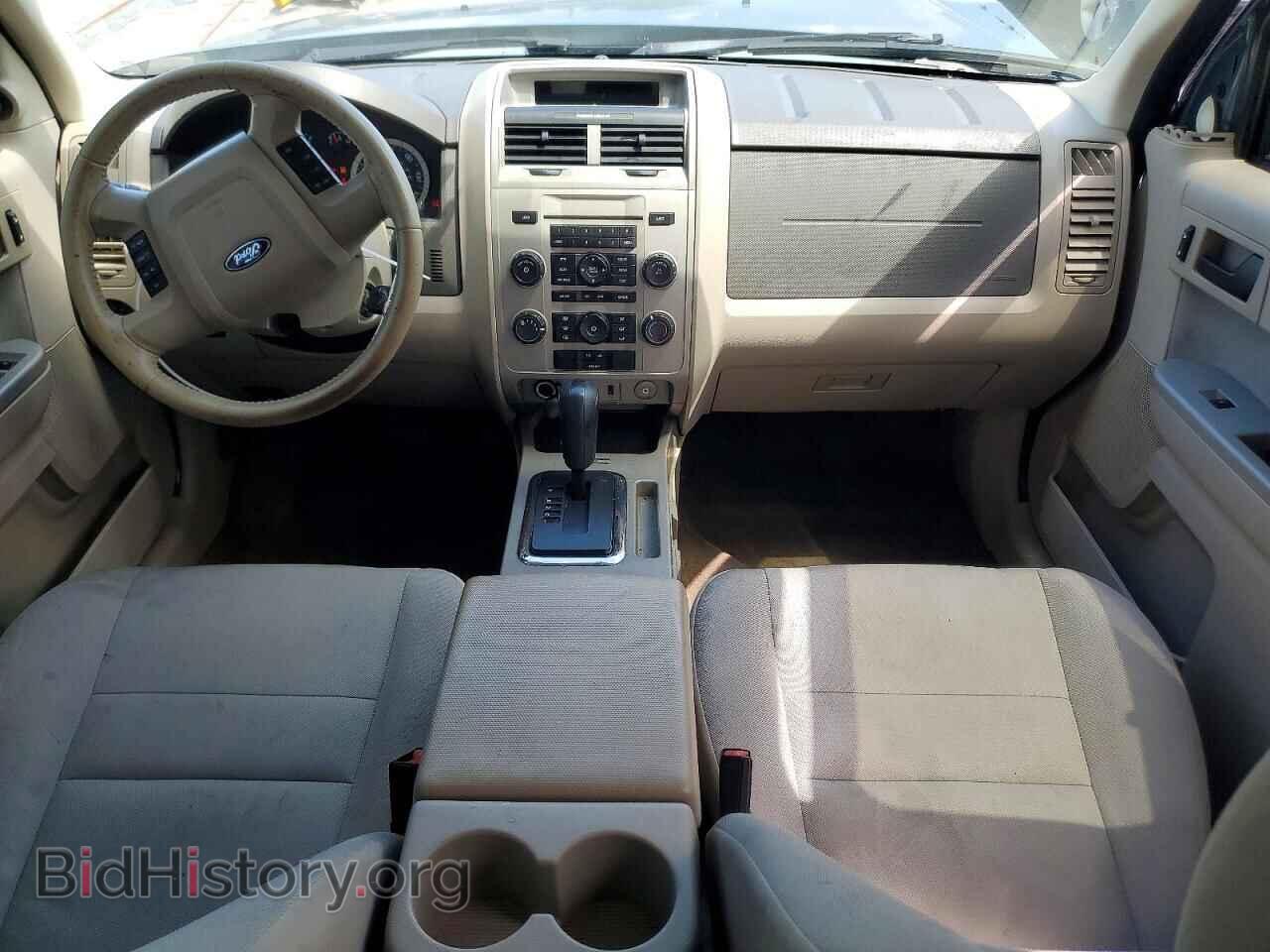 2010 FORD ESCAPE - VIN: 1FMCU0D70AKD19585 - Photo 8