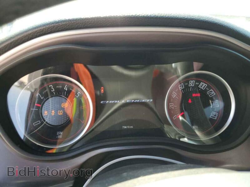 2019 Dodge CHALLENGER (VIN 2C3CDZBT6KH532062) — photo 9 of 13