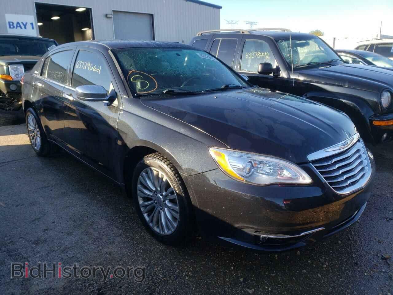 Photo 1C3BC2FG7BN517824 - CHRYSLER 200 2011
