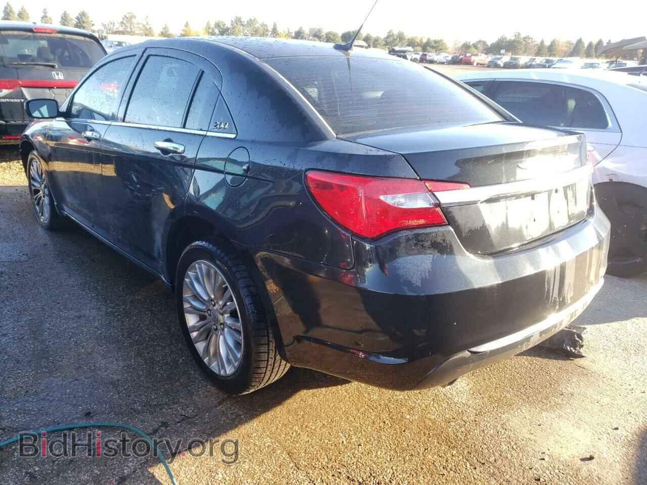 2011 CHRYSLER 200 - VIN: 1C3BC2FG7BN517824 - Фото 3