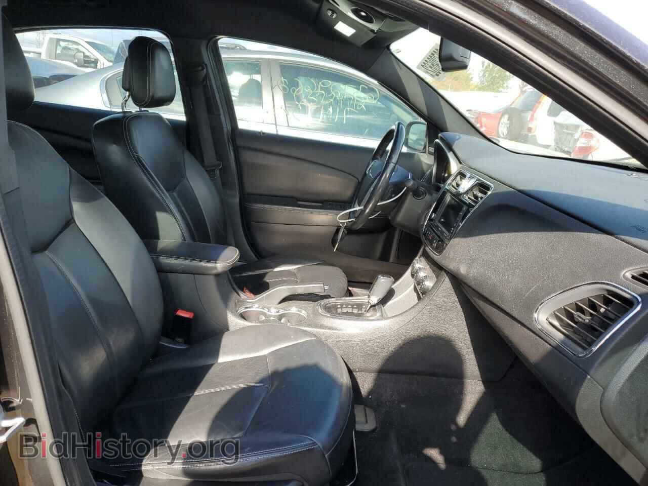 2011 CHRYSLER 200 - VIN: 1C3BC2FG7BN517824 - Фото 5