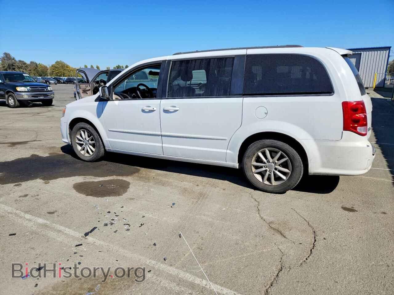 2014 DODGE CARAVAN - VIN: 2C4RDGCG6ER477946 - Photo 2