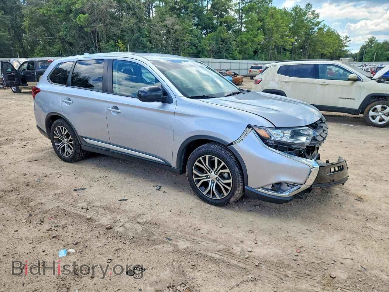 2017 MITSUBISHI OUTLANDER - VIN: JA4AD2A32HZ014996 - Photo 4