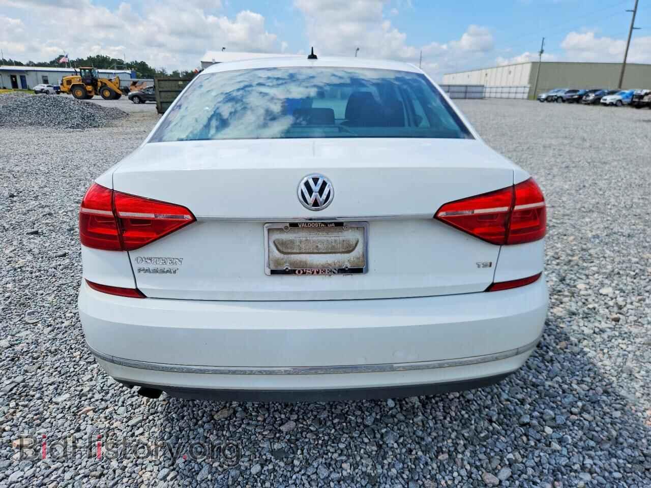 2016 VOLKSWAGEN PASSAT - VIN: 1VWAT7A36GC007747 - Photo 6