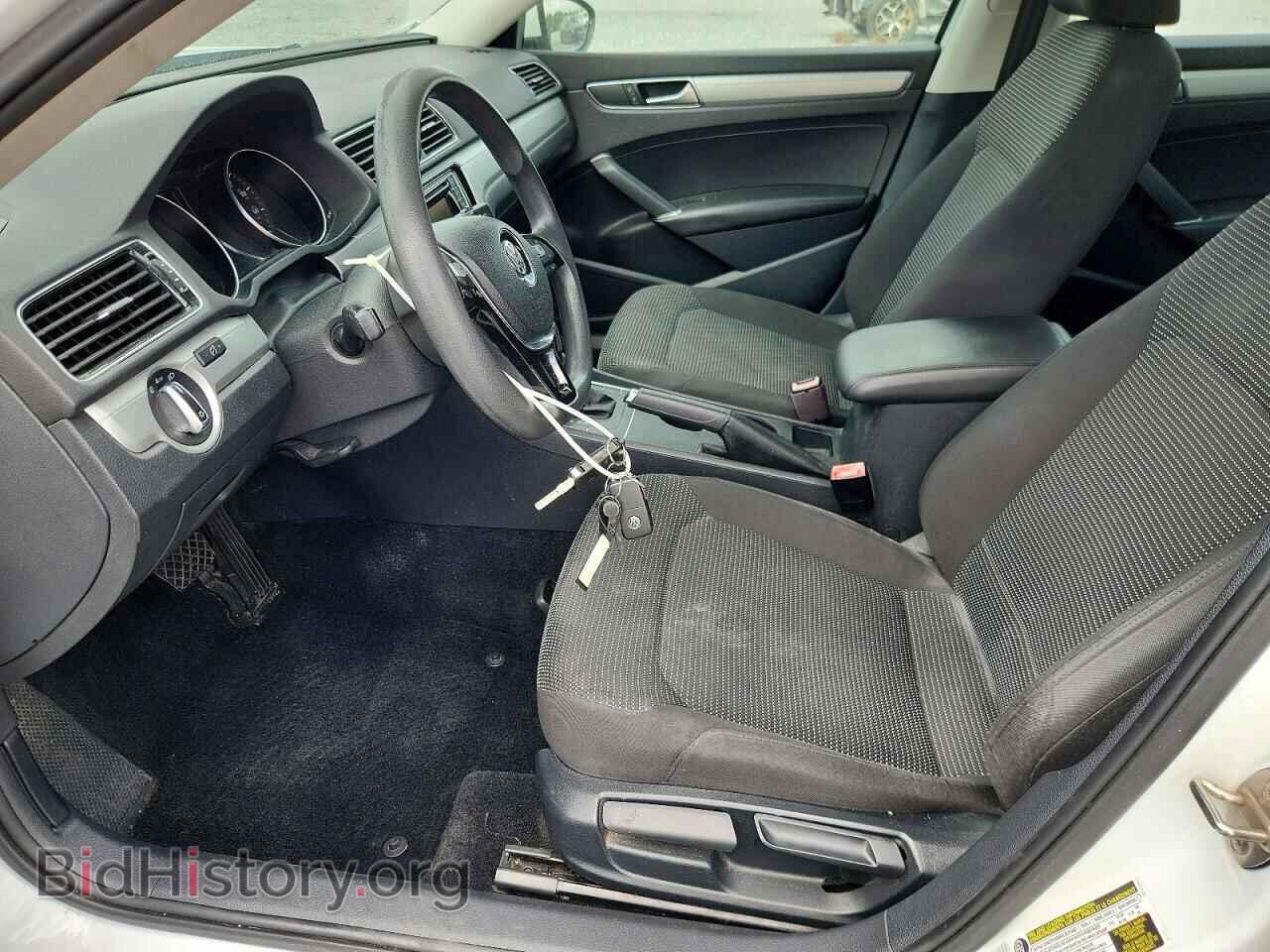 2016 VOLKSWAGEN PASSAT - VIN: 1VWAT7A36GC007747 - Photo 7