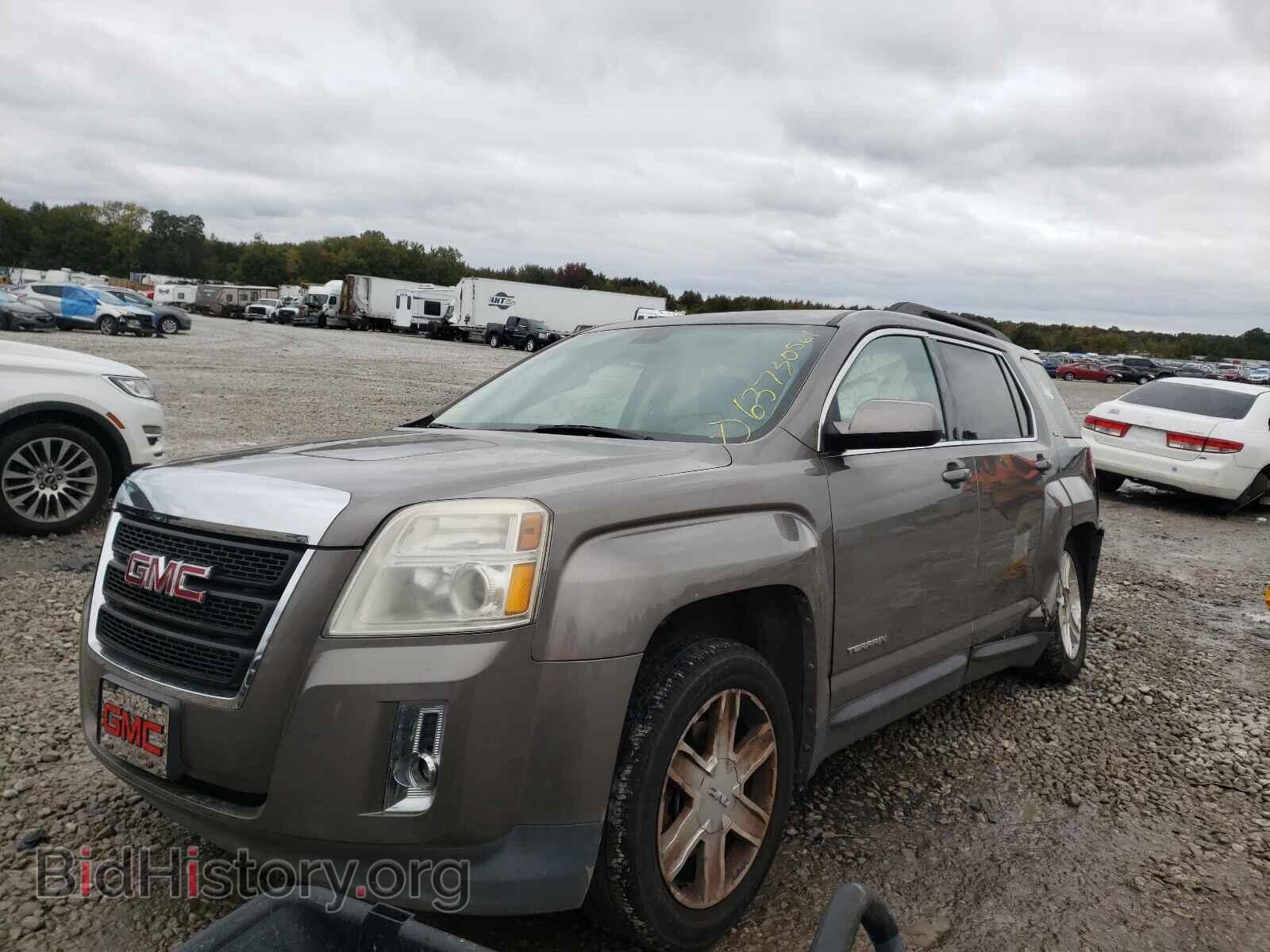2011 GMC TERRAIN - VIN: 2CTALUEC8B6416933 - Photo 2