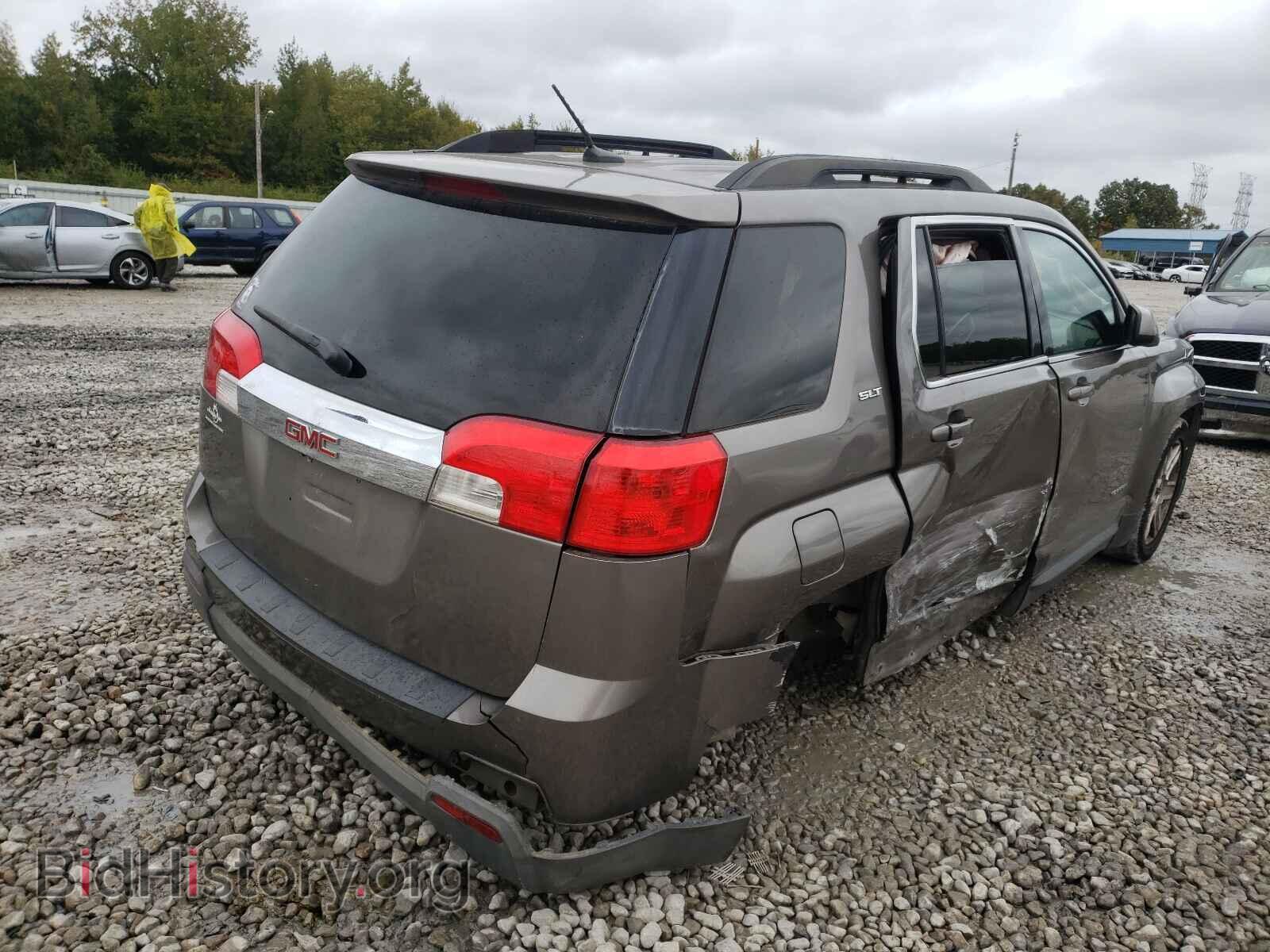 2011 GMC TERRAIN - VIN: 2CTALUEC8B6416933 - Photo 4