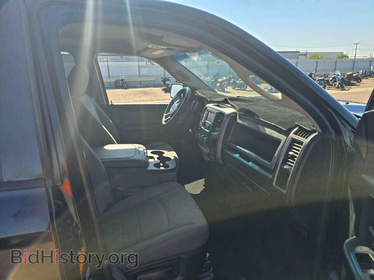 2019 RAM 1500 - VIN: 1C6RR7FG4KS608001 - Фото 5