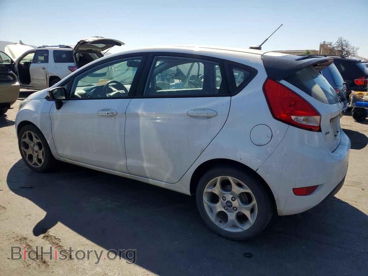 2012 FORD FIESTA - VIN: 3FADP4FJ0CM215597 - Фото 2