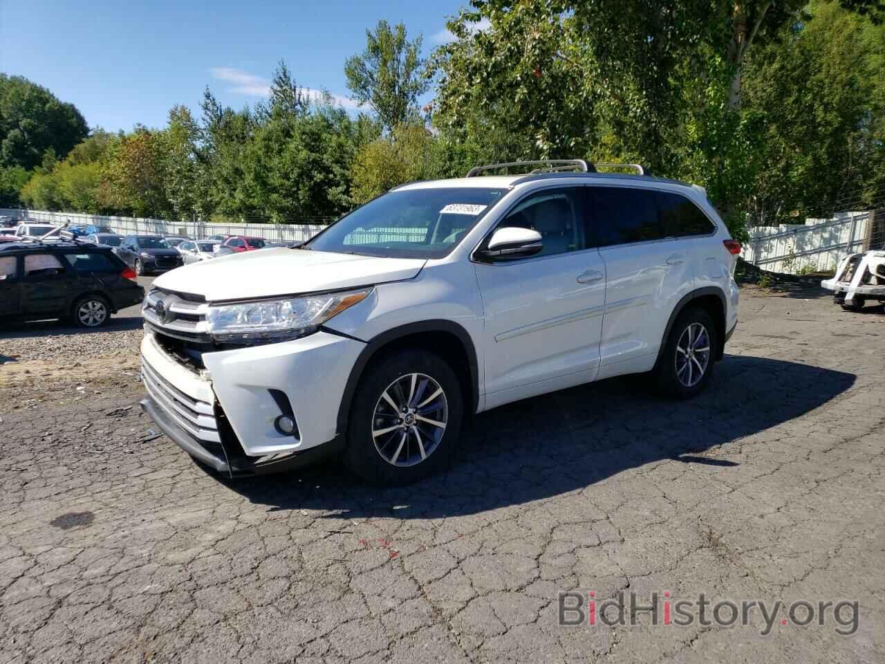 Photo 5TDJZRFH5HS363236 - TOYOTA HIGHLANDER 2017