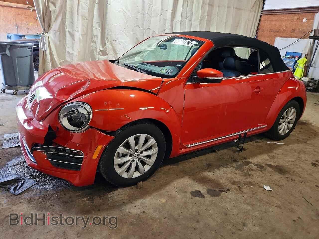 Photo 3VW5DAAT5KM501830 - VOLKSWAGEN BEETLE 2019